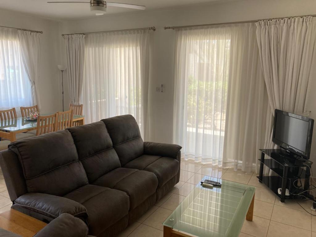 Diana 49 Daire Pafos Dış mekan fotoğraf